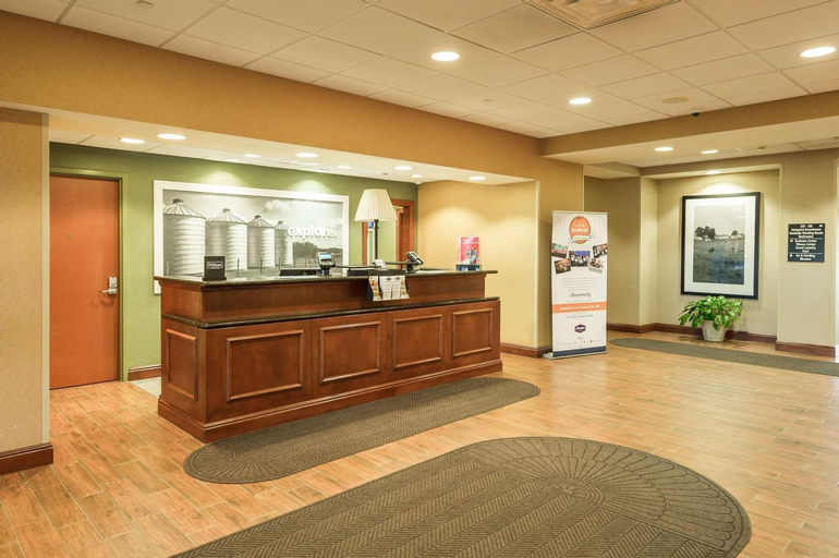 Public Area 2, Hampton Inn Presque Isle, Aroostook