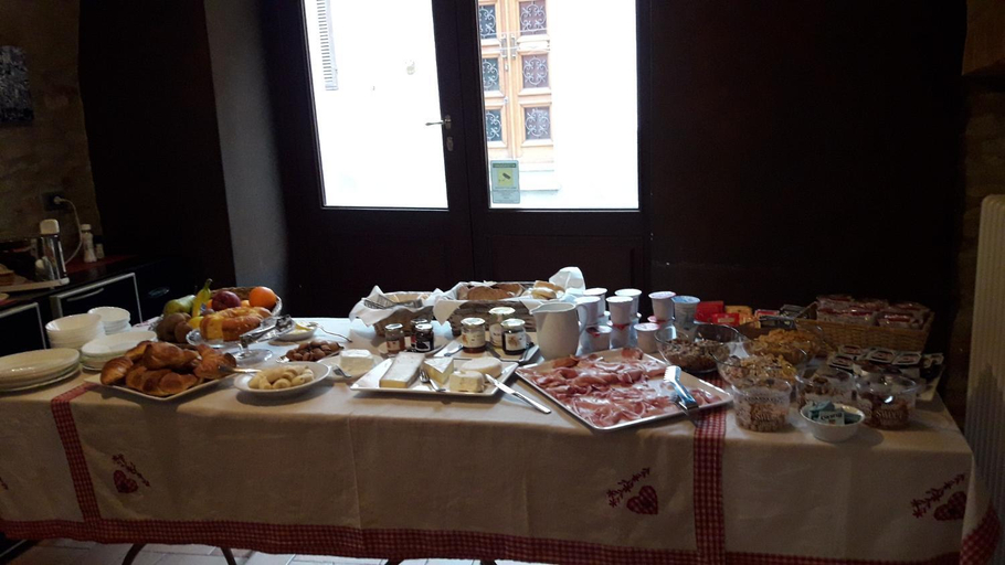 Food & Drinks 5, Castelbourg, Cuneo