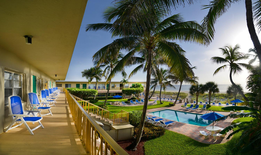 Food & Drinks, Tropic Seas Resort, Broward