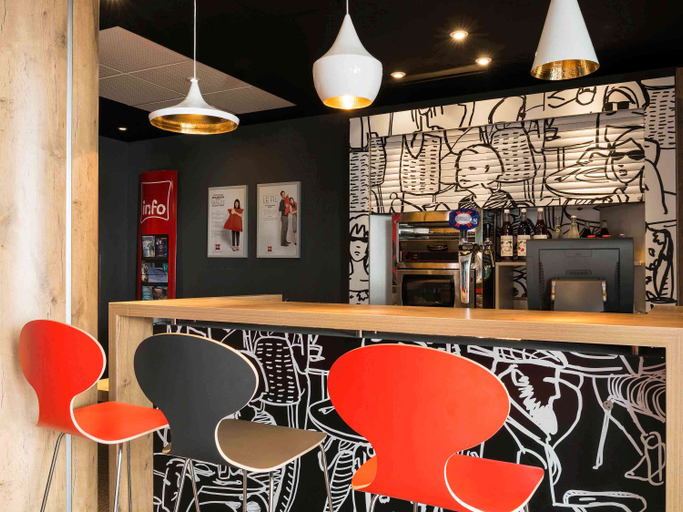 Food & Drinks 4, ibis La Rochelle Centre Historique, Charente-Maritime