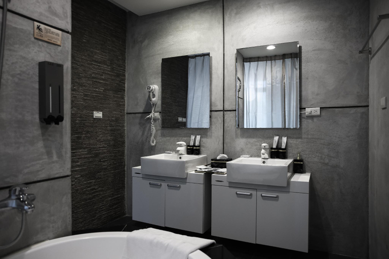 Bathroom 3