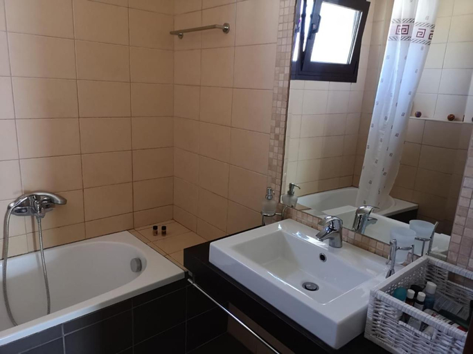 Others 4, Luxury Sea View Vila 125m2, Central Macedonia