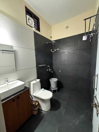 Bathroom 3, Evara Enclave Residency, Dakshina Kannada