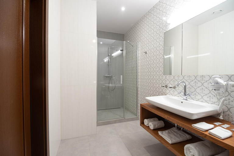 Bathroom 4, Hotel Michael's Palace, Košice I