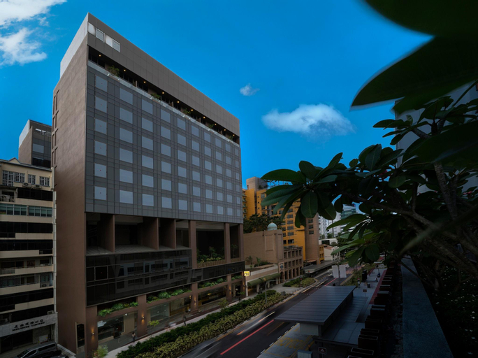 Exterior 15