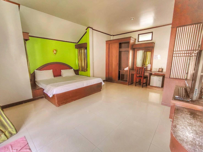 Bedroom 6