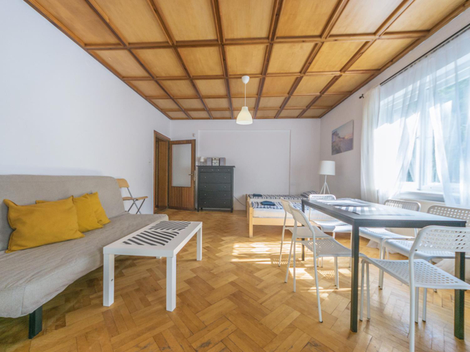 Others 2, House Managers - Vintage Sopot, Sopot