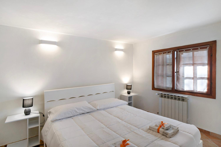 Bedroom 2, Casa delle Ninfe, Savona