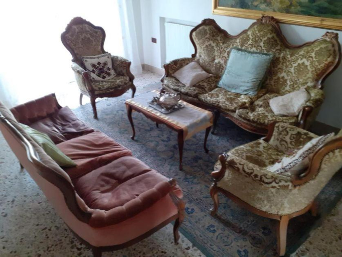 Others 3, A casa di Adele, Caserta