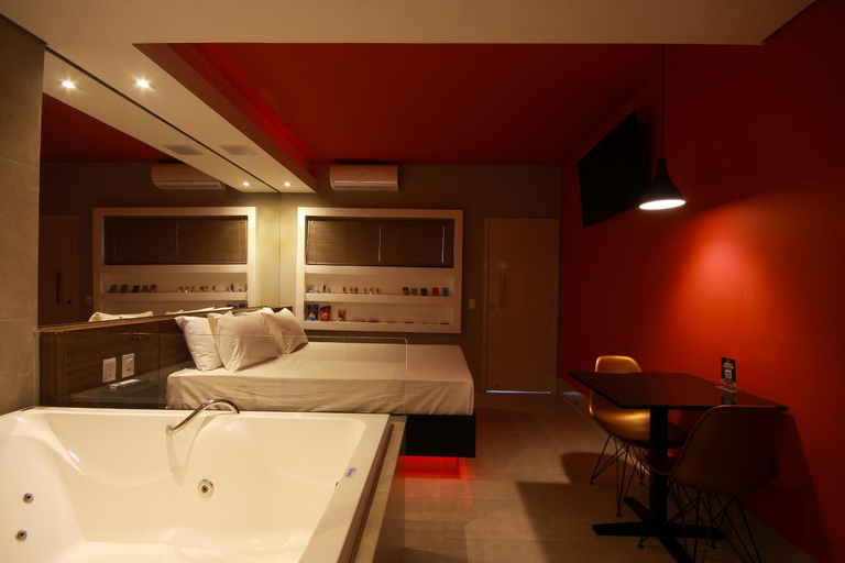 Others 4, Oasis Motel, Piracicaba