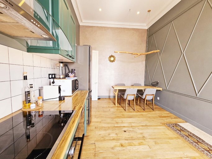 Dining Room 15
