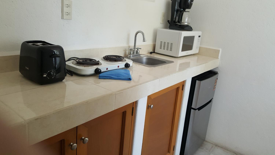 Kitchen 4, Villa Lupita, José Azueta