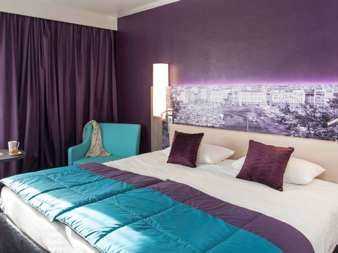 Bedroom 3, Mercure Marseille Centre Vieux Port Hotel, Bouches-du-Rhône