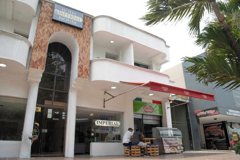 Exterior & Views 2, Hotel Imperial House by Caribecheap, Barranquilla