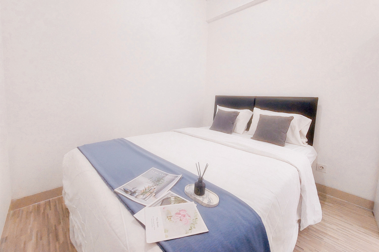 Comfy and Best Deal 2BR at Serpong Garden Apartment By Travelio, Tangerang