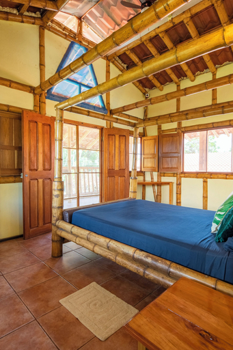 Bedroom 2, Pangea Lodge, Talamanca