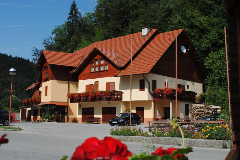 Others 2, Pri Vidrgarju, Zagorje ob Savi