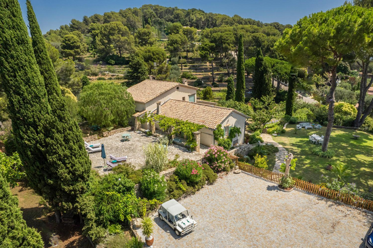 Others 4, Domaine des Encourdoules, Alpes-Maritimes