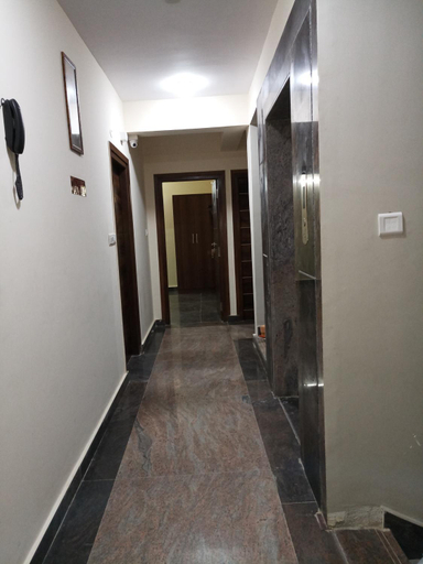Public Area 2, SAHARA Inn, Bangalore