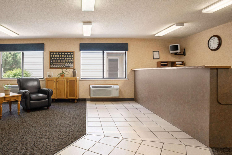 Public Area 2, Travelodge by Wyndham Morrill, Scotts Bluff