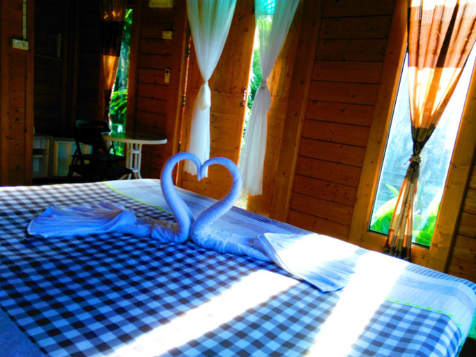 Bedroom 2, Saengcha Farm Resort, Prachantakham