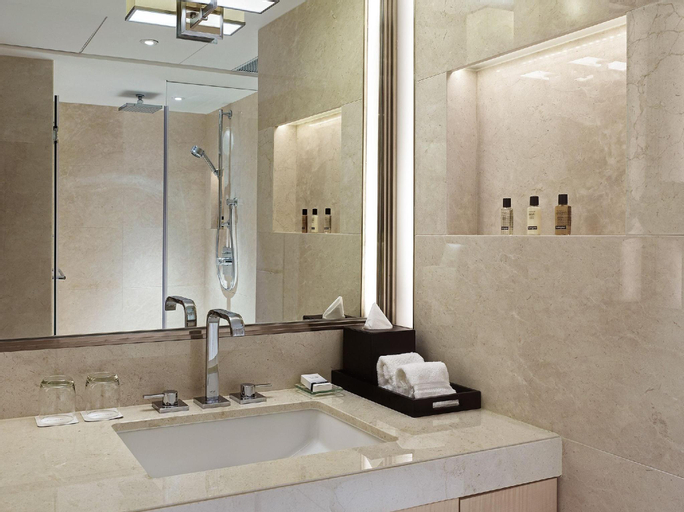 Bathroom 8