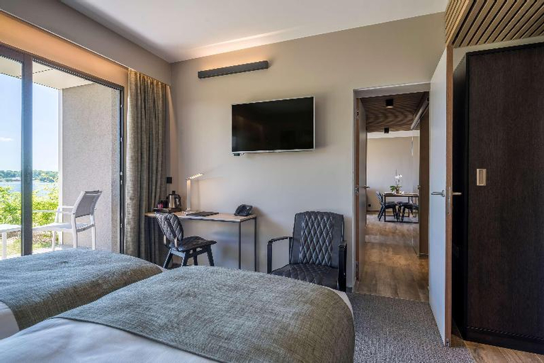 Bedroom 10