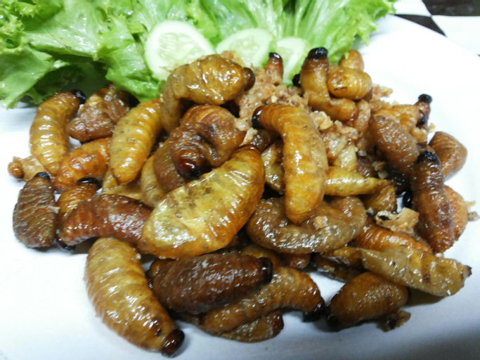 Food & Drinks 2, Moonshadow, Su-ngai Ko Lok