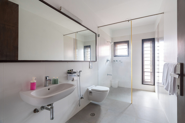Bathroom 3, Truliv Villa Seraya, Kancheepuram
