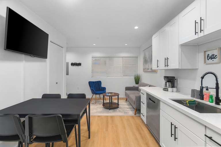 Others 5, The Cloudbreak Townhome, Seattle