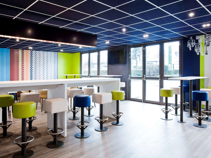 Food & Drinks 5, ibis budget Grigny Centre, Essonne