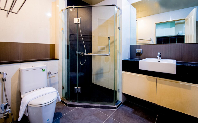 Bathroom 4, The Unity Patong, Phuket Island