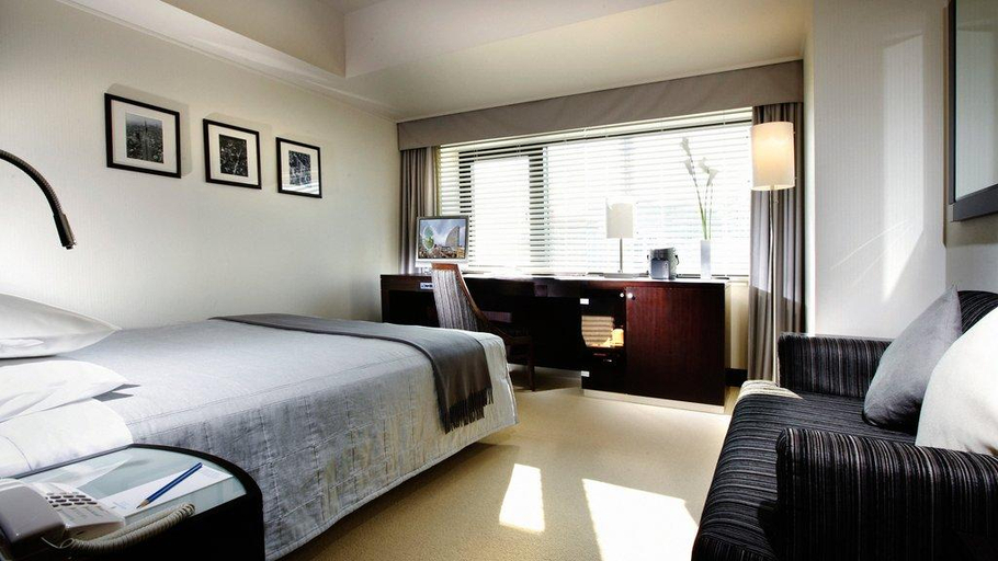 Bedroom 12