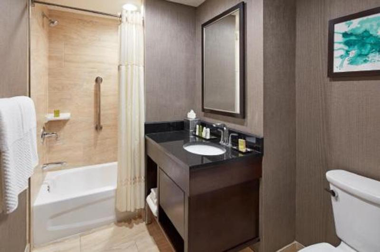 Bathroom 15
