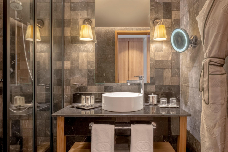 Bathroom 1
