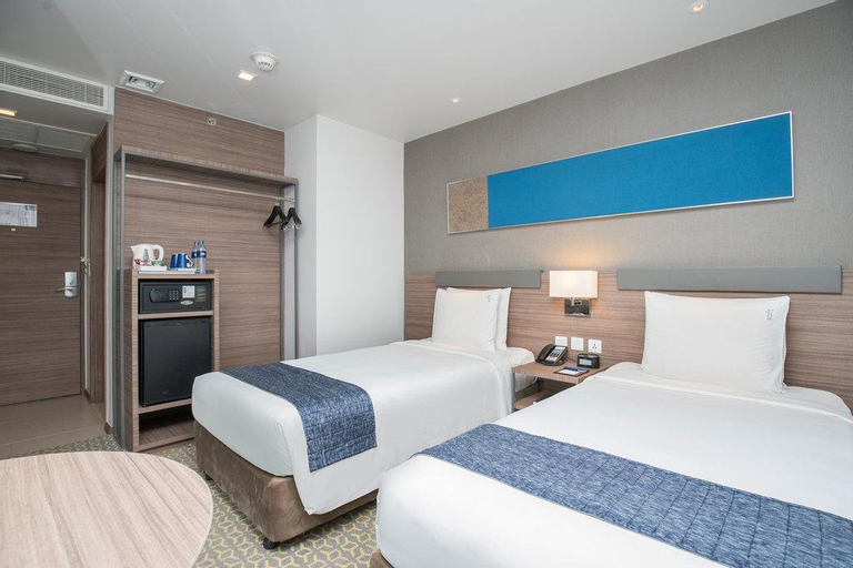 Bedroom 23