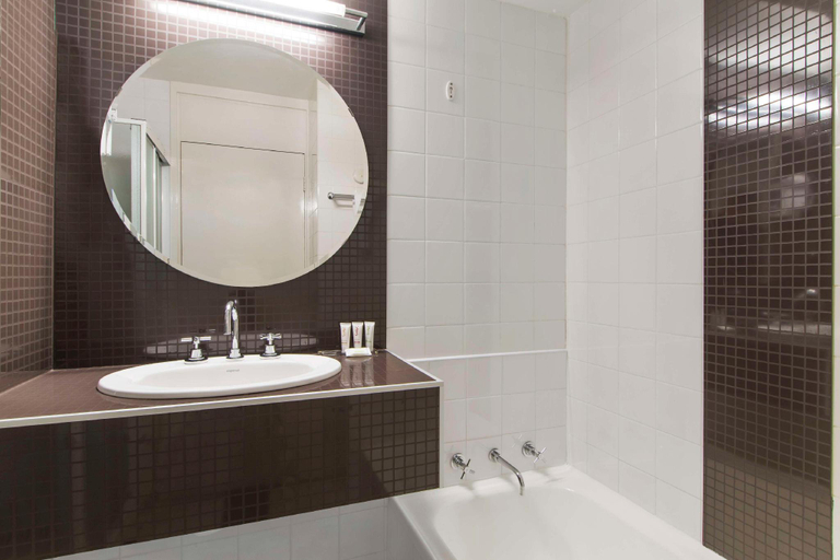 Bathroom 7