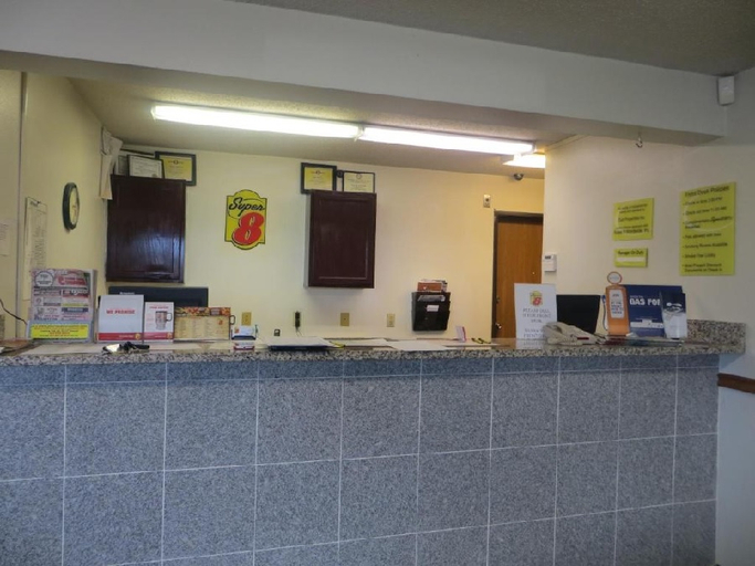 Public Area 2, Super 8 by Wyndham Jefferson, Greene