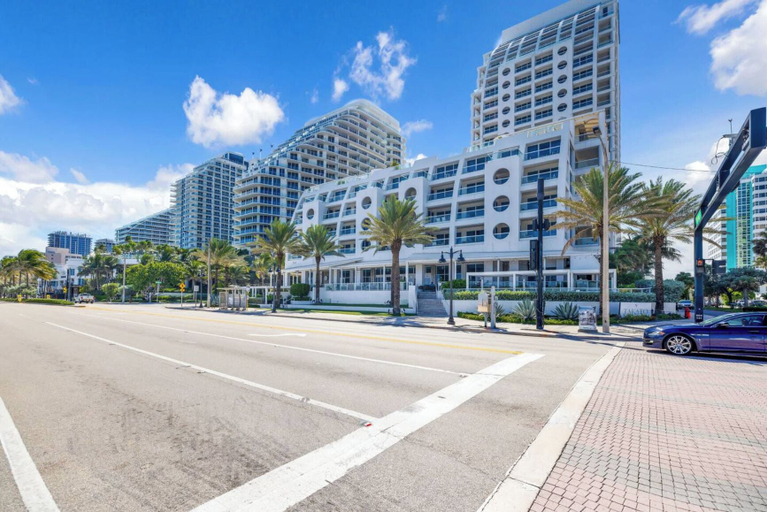 Exterior & Views, Beachfront Condo Fort Lauderdale Beach, Broward