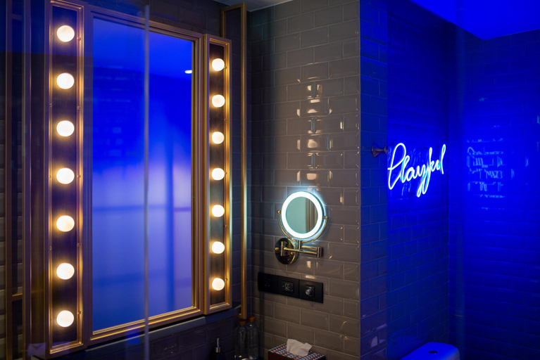 Bathroom 23