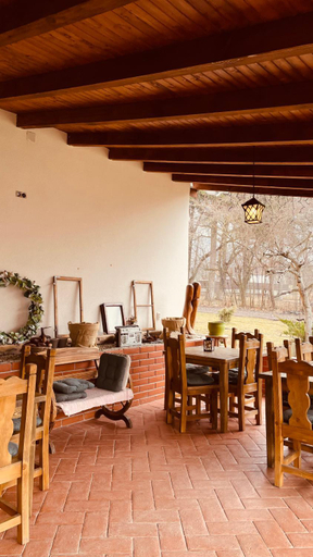 Food & Drinks 4, Casa cu Prispa, Sighisoara