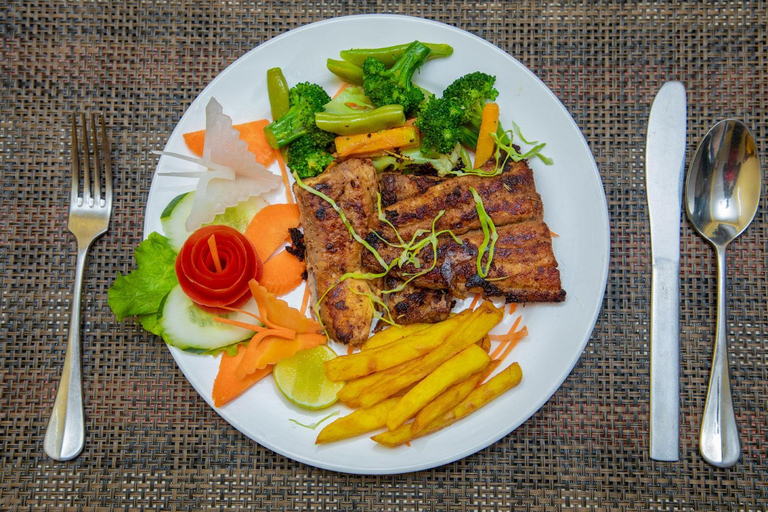 Food & Drinks 4, Hotel Bougainvillea, Gandaki