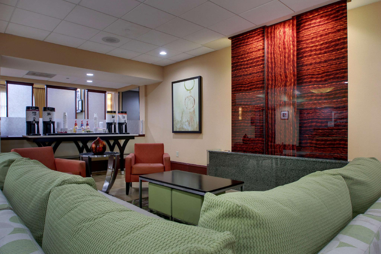Public Area 2, Hampton Inn & Suites Spartanburg-I-26-Westgate Mall, Spartanburg