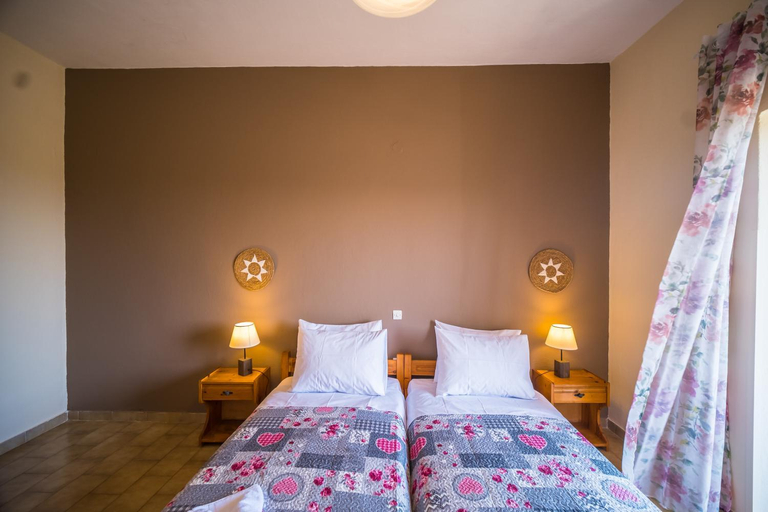 Bedroom 2, Aggeliki apartments Dassia By Hotelius, Ionian Islands