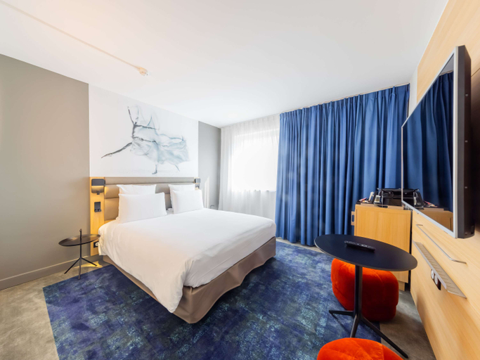 Bedroom 3, Mercure Paris Massy Gare TGV Hotel, Essonne