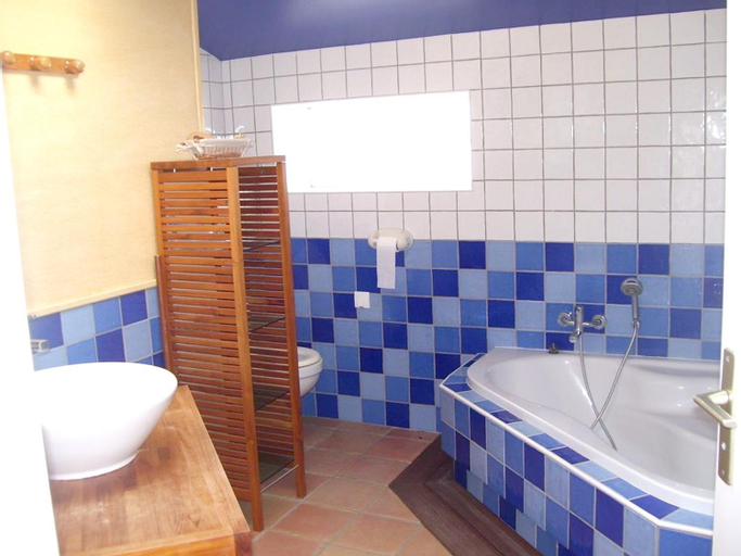 Bedroom, Villa ensoleillee a Saint Hilaire de Riez avec piscine privee, Vendée