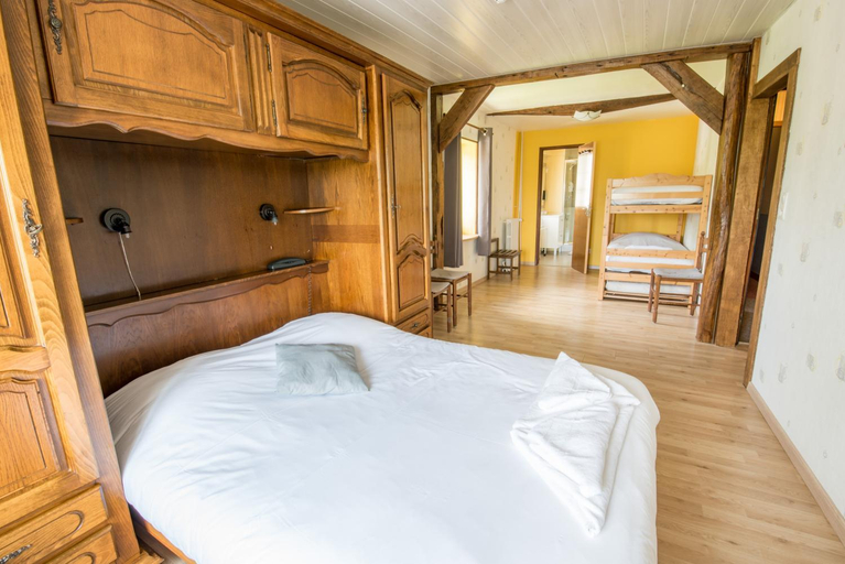 Bedroom, Logis Auberge De La Plaine, Aube