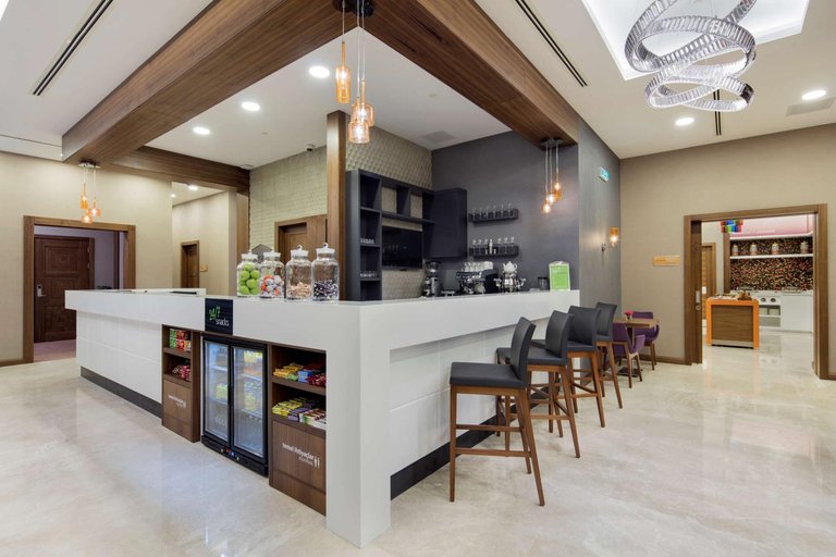 Food & Drinks 5, Hampton by Hilton Istanbul Atakoy, Bakırköy