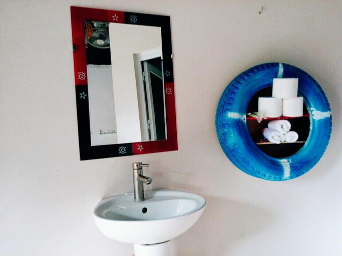 Bathroom 8