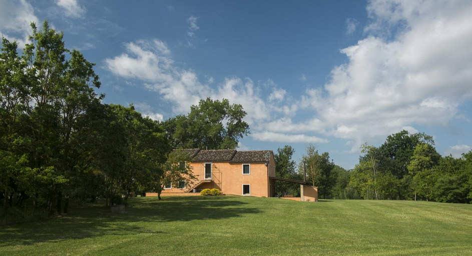 Exterior view 5, Agriturismo La Sorgente, Ancona